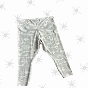 NWT Athleta Elation Camo 7/8 Tight Women's Gray Camouflage Size 3x